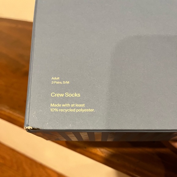 GAP x Summer Fridays logo crew sock set, NWT - Picture 4 of 4